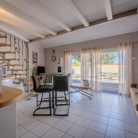 L'ecrin De Lumiere - Kiwi Apartment Aytre